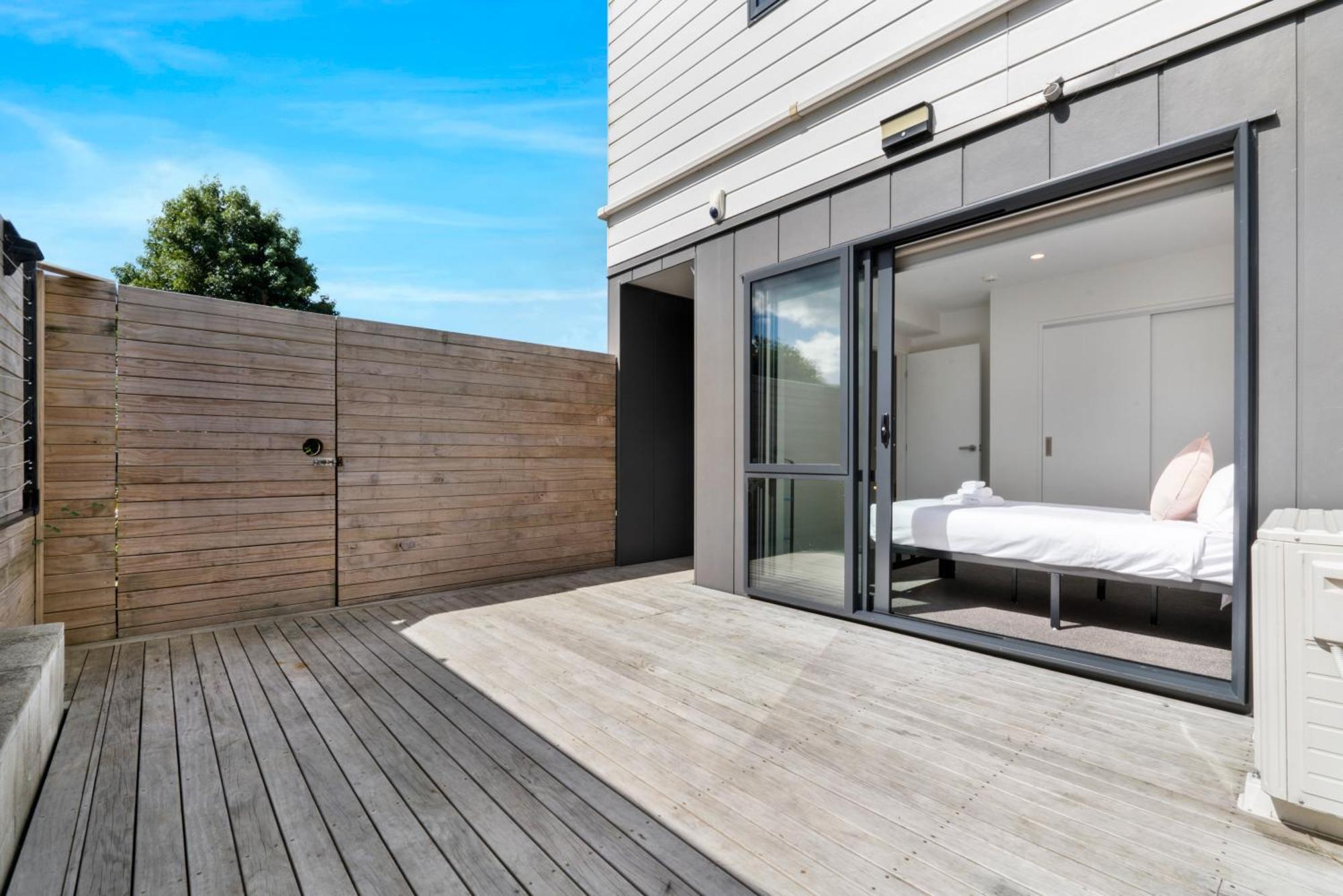 Your Home Away From Home Located Near Auckland Cbd ภายนอก รูปภาพ
